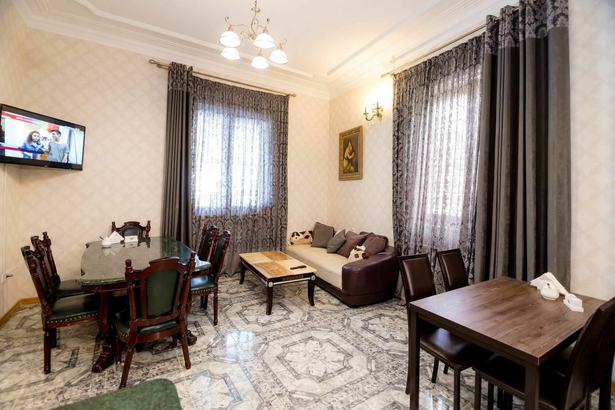 Elia Palace Hotel Тбилиси Екстериор снимка